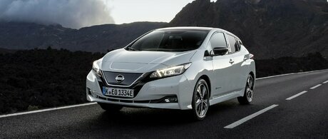 Декада Эволюции Nissan LEAF